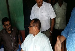 DRCR Barpeta Shri Thaneswar Malakar  on a visit to various NSKs during a field inspection visit to check progress of e-Form 3 on 13 Oct , 2016.